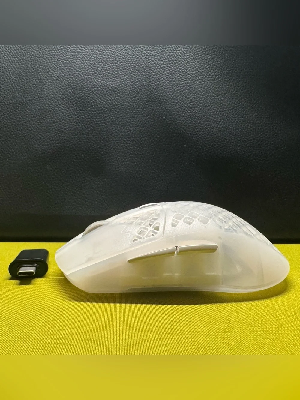 SteelSeries Aerox 3 Wireless Gaming Mouse Ghost White Protective Case Wireless
